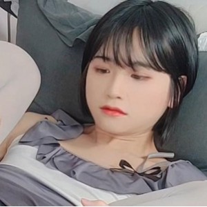 韩国TS主播LuaOnlyFans视频合集，颜值审美攻守兼备，34个视频总大小4.9G